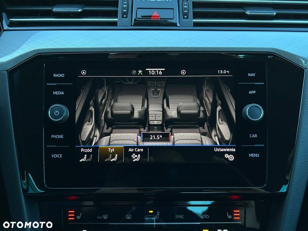 Volkswagen Passat 2.0 TSI Business DSG - 33