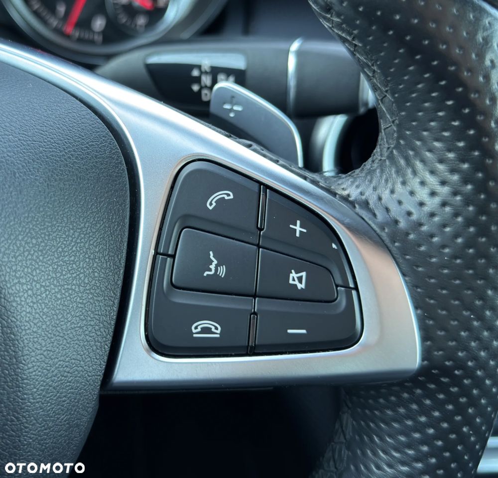 Mercedes-Benz Klasa A 250 4Matic 7G-DCT AMG Line - 20