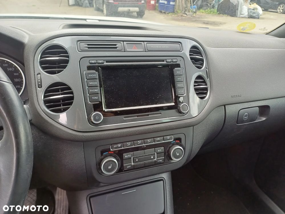Volkswagen Tiguan 2.0 TDI DPF 4Motion BlueMotion Technology DSG Exclusive - 13