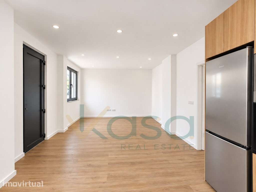 T2 totalmente remodelado e equipado no Lavradio | 83 m² | 265.500 € - Grande imagem: 3/17