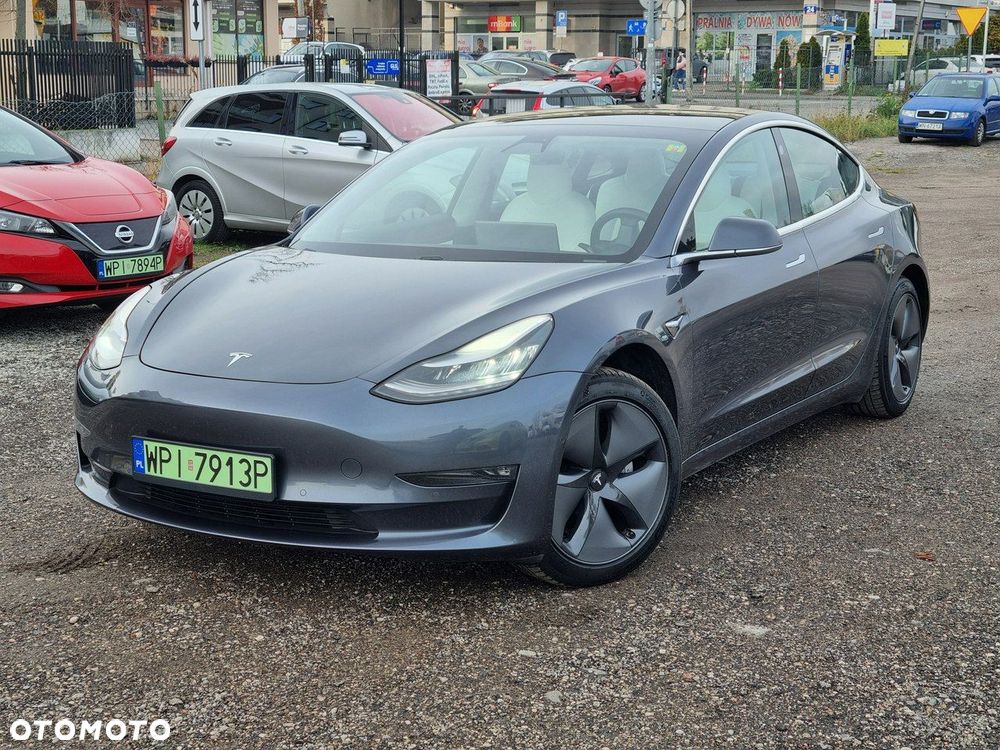 Tesla Model 3 Langstreckenbatterie Allradantrieb Dual Motor - 1