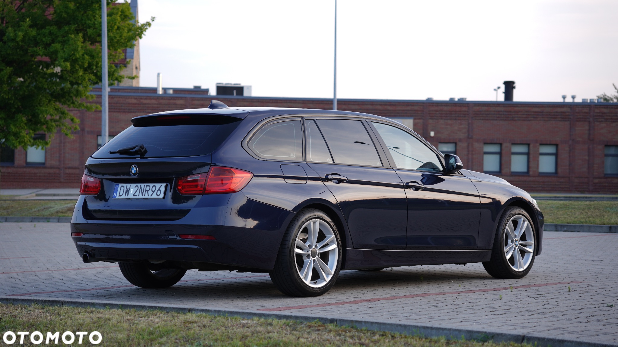 BMW Seria 3 318d Touring - 5