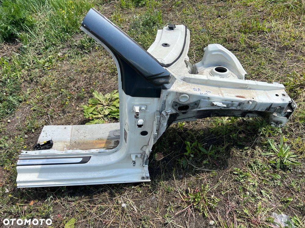 audi a1 8x 3d ćwiartka próg podłużnica słupek prawy przód strefa zgniotu - 1