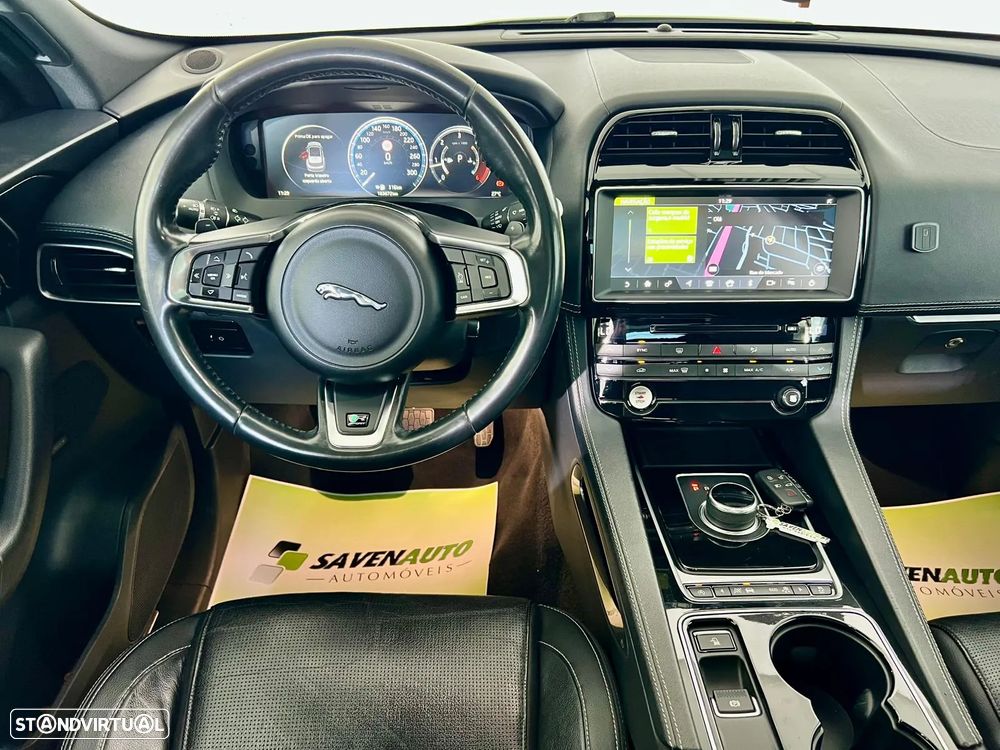 Jaguar F-Pace 2.0 i4D R-Sport AWD Aut. - 29