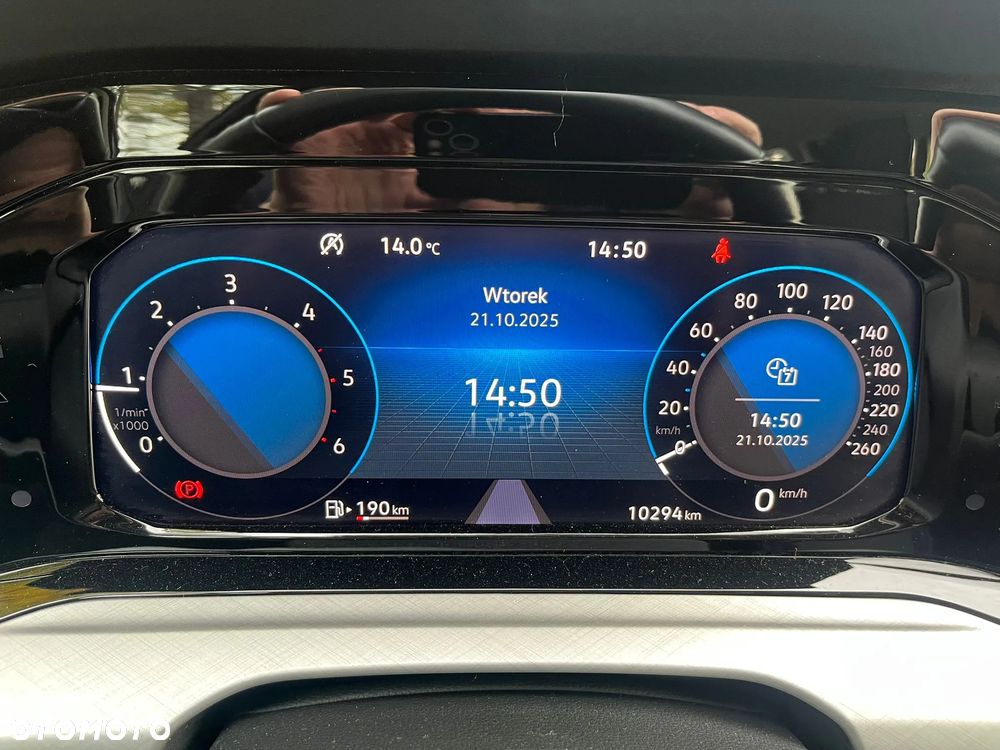 Volkswagen Golf Variant 2.0 TDI SCR Life - 18