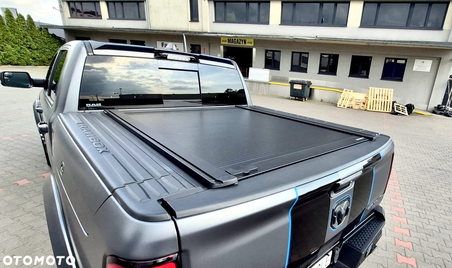 RAM 1500 Crew Cab Shortbed Limited - 6