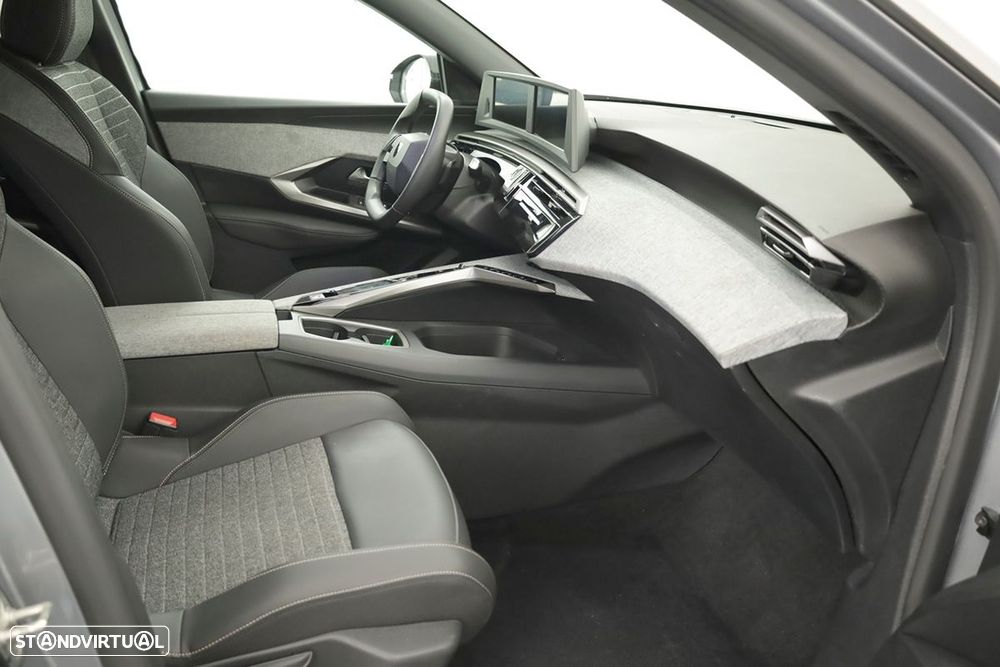 Peugeot 3008 1.2 Hybrid Allure e-DCS6 - 20