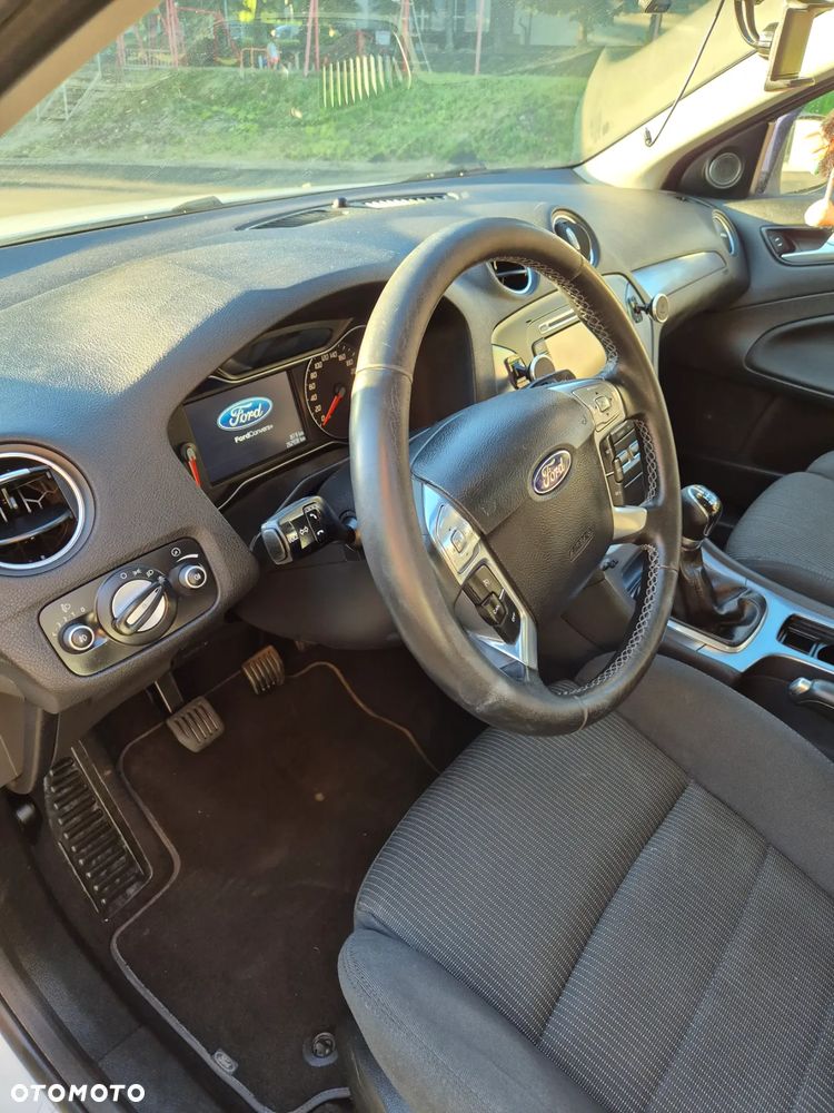 Ford Mondeo 1.6 Titanium - 9