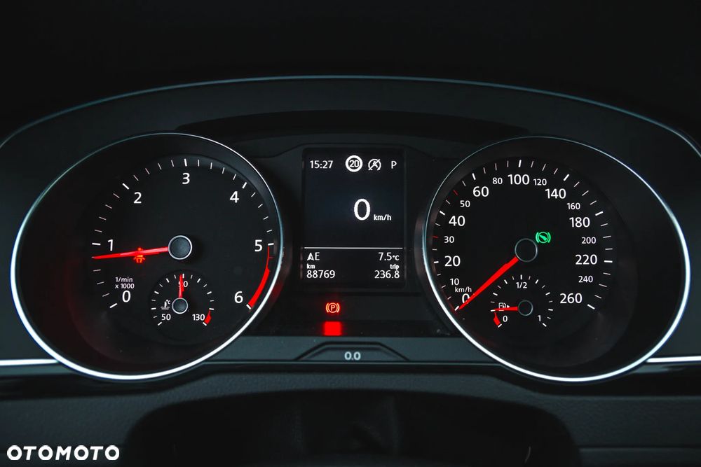 Volkswagen Passat 2.0 TDI EVO Business DSG - 10