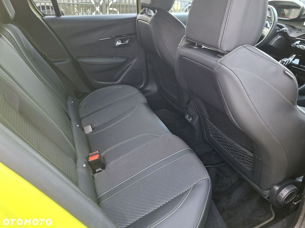 Peugeot 208 1.2 PureTech GT S&S - 23