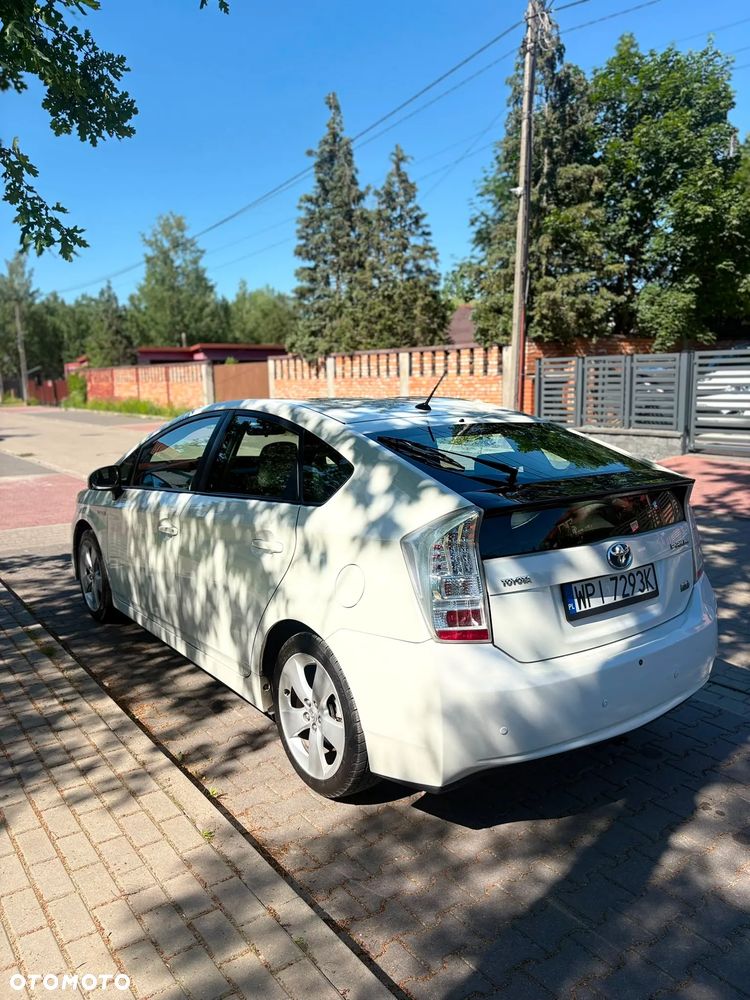 Toyota Prius - 18