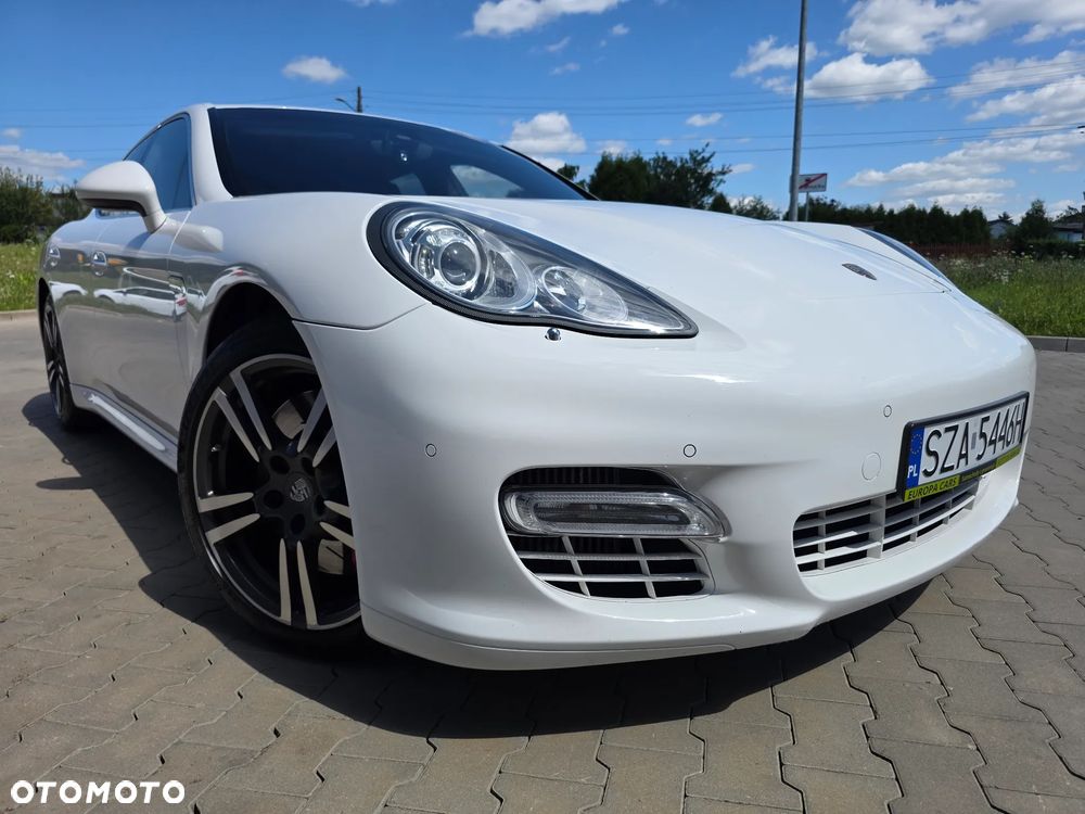 Porsche Panamera Turbo - 7