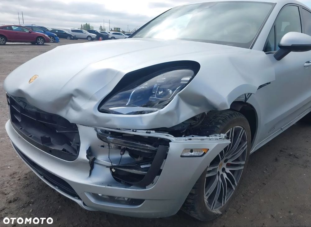 Porsche Macan GTS PDK - 7