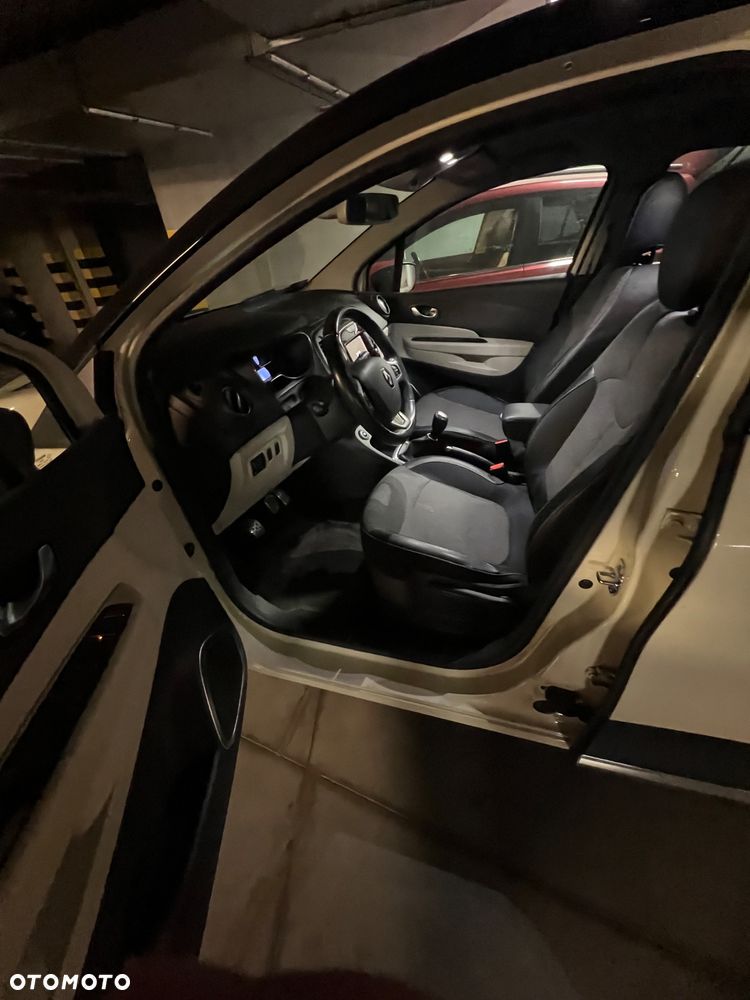Renault Captur 0.9 Energy TCe XMOD - 8