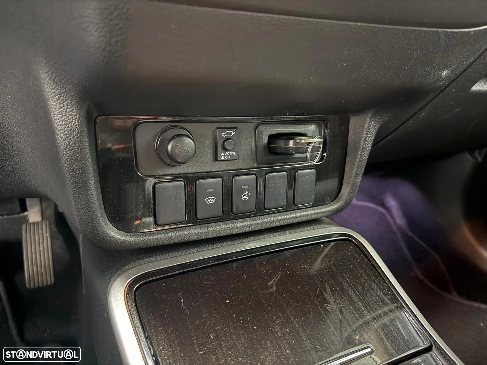 Mitsubishi Outlander 2.0 PHEV Instyle - 42