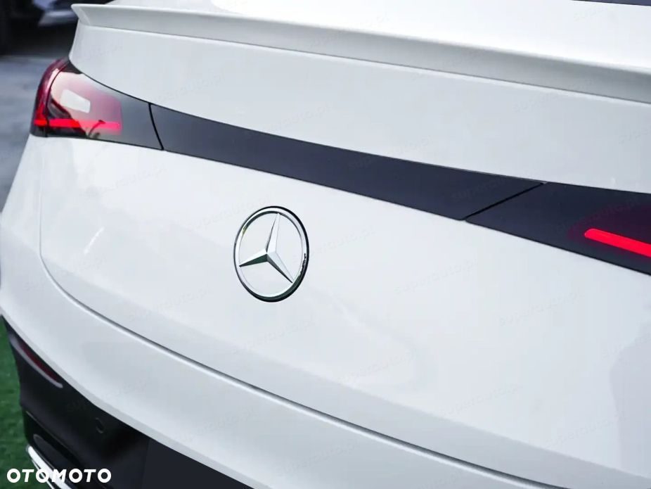 Mercedes-Benz GLC 300 mHEV 4-Matic AMG Line - 15