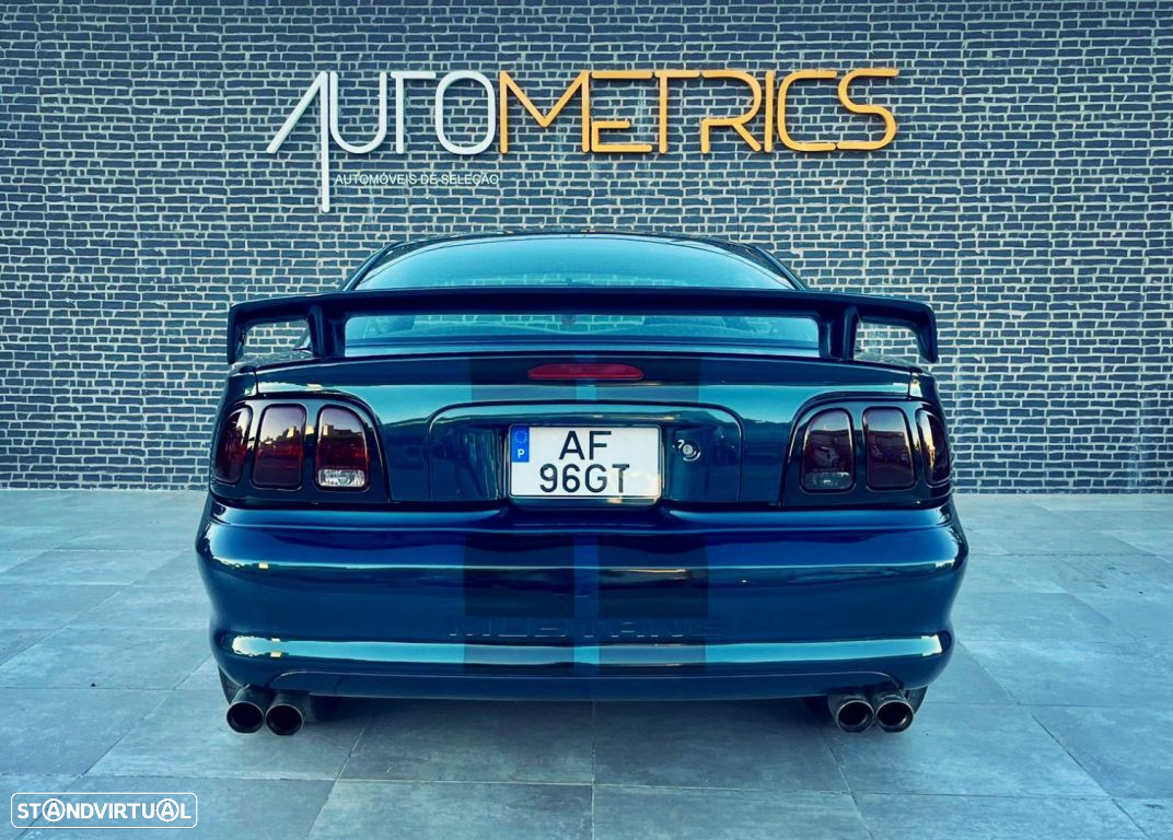 Ford Mustang - 5