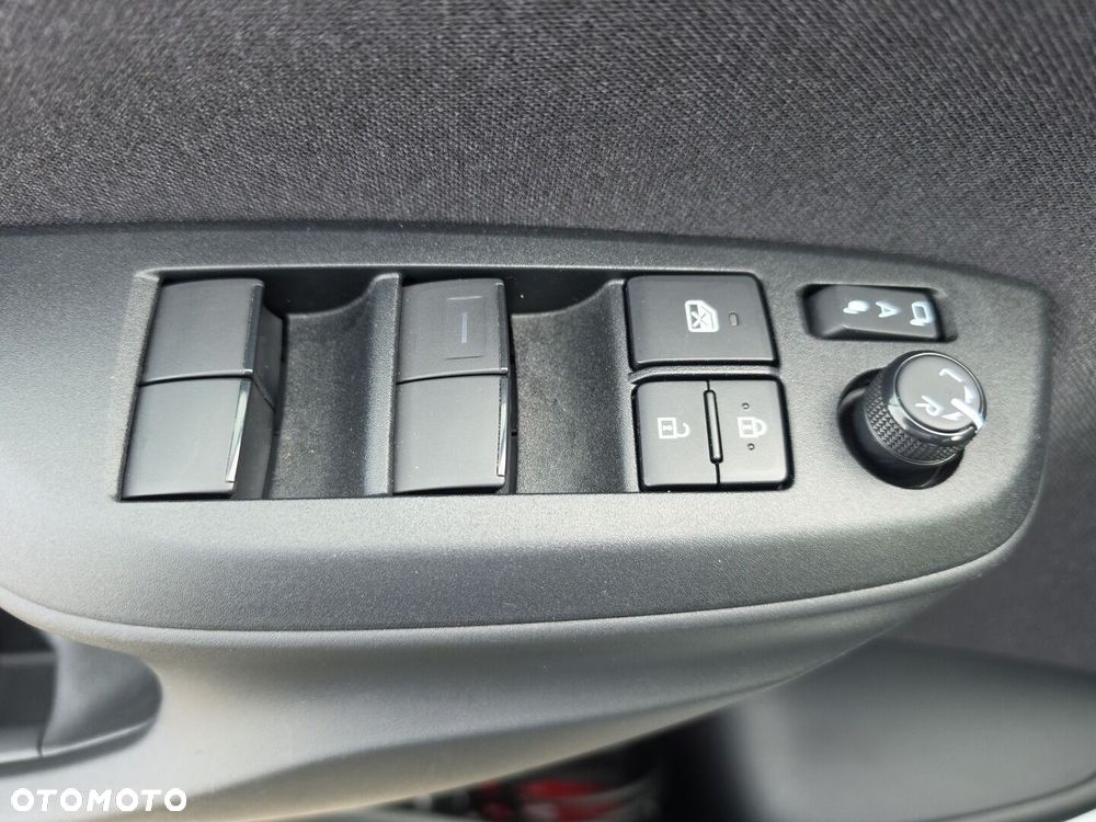 Toyota Yaris Cross Hybrid 1.5 Comfort 4x4 - 13
