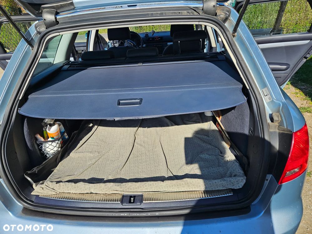 Audi A4 Avant 2.0 TDI Multitronic - 24