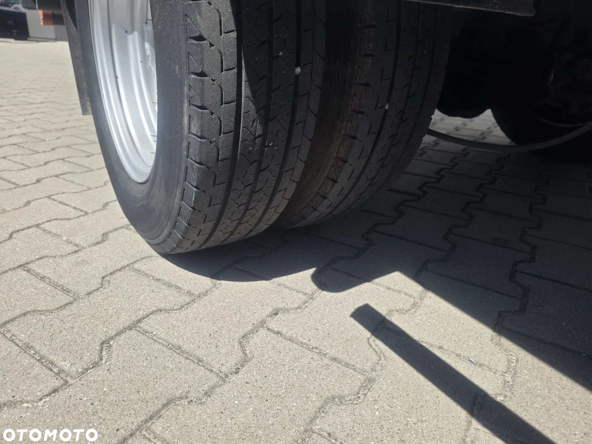Iveco 35C16 Kontener z winda 8EP rok 2024 ! Jak Nowy Gwarancja do 03-2026 ! - 17
