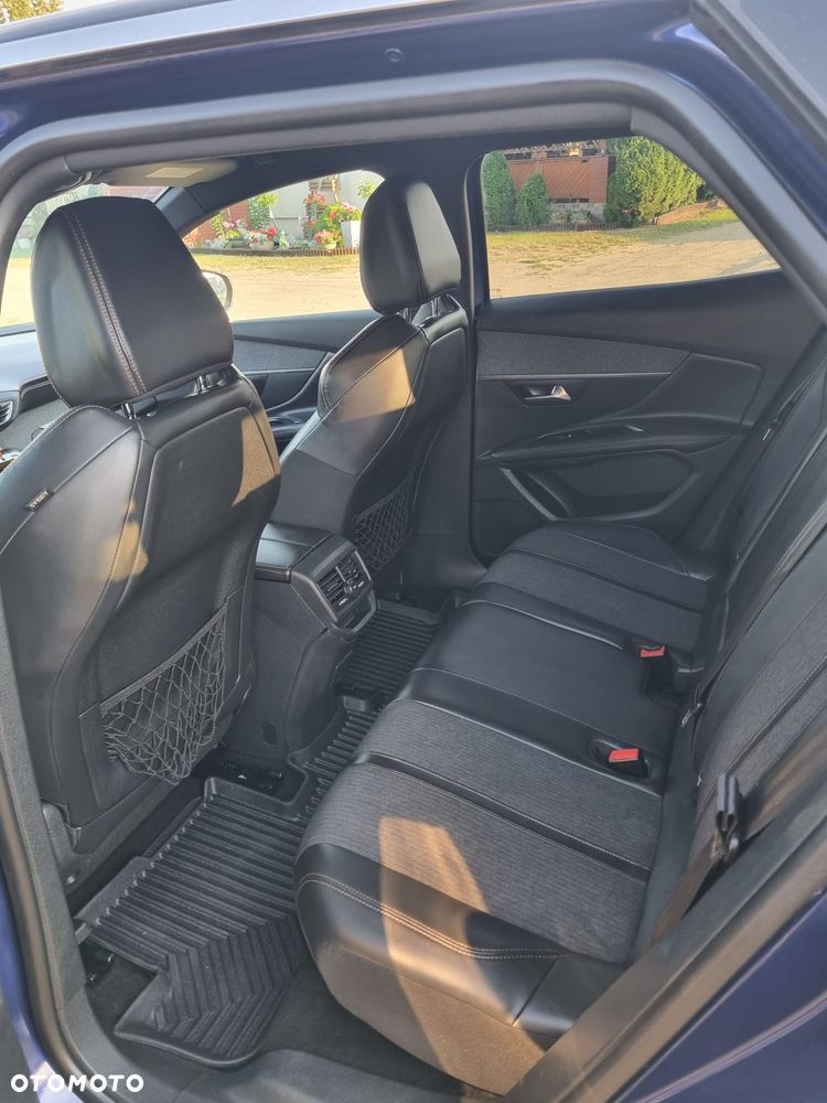Peugeot 3008 2.0 BlueHDi Allure S&S - 20