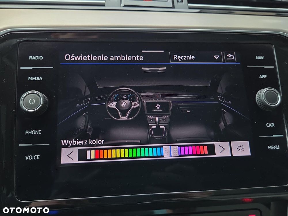 Volkswagen Passat 2.0 TDI Elegance DSG - 26