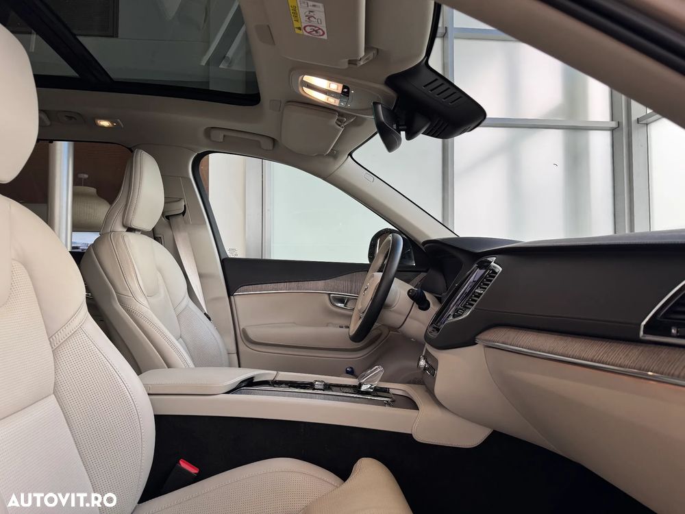 Volvo XC 90 Recharge T8 AWD Plus Dark - 10