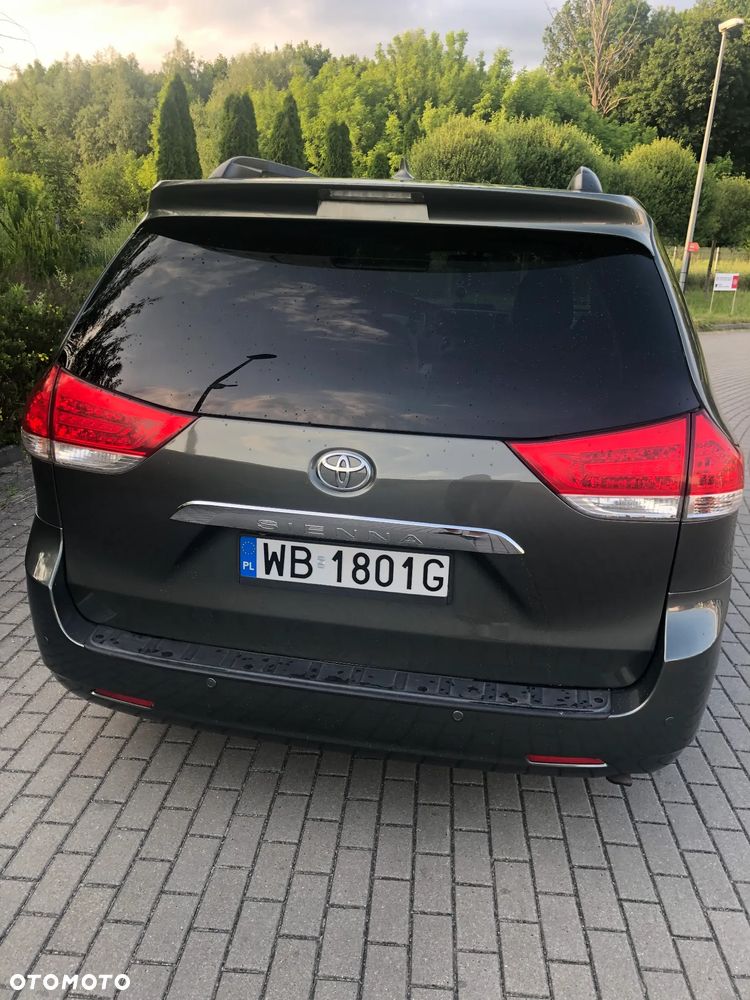 Toyota Sienna 3.5 V6 Limited AWD - 4