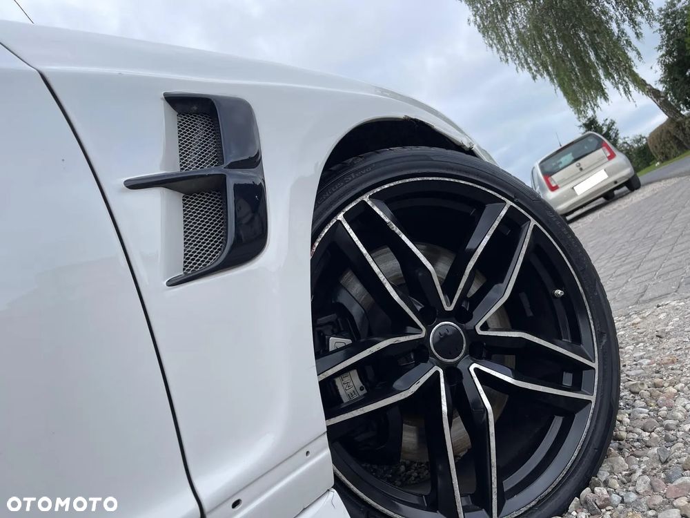 Bentley Continental GT - 39