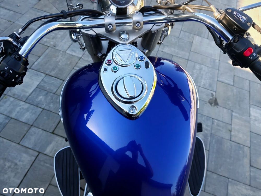 Triumph America - 26
