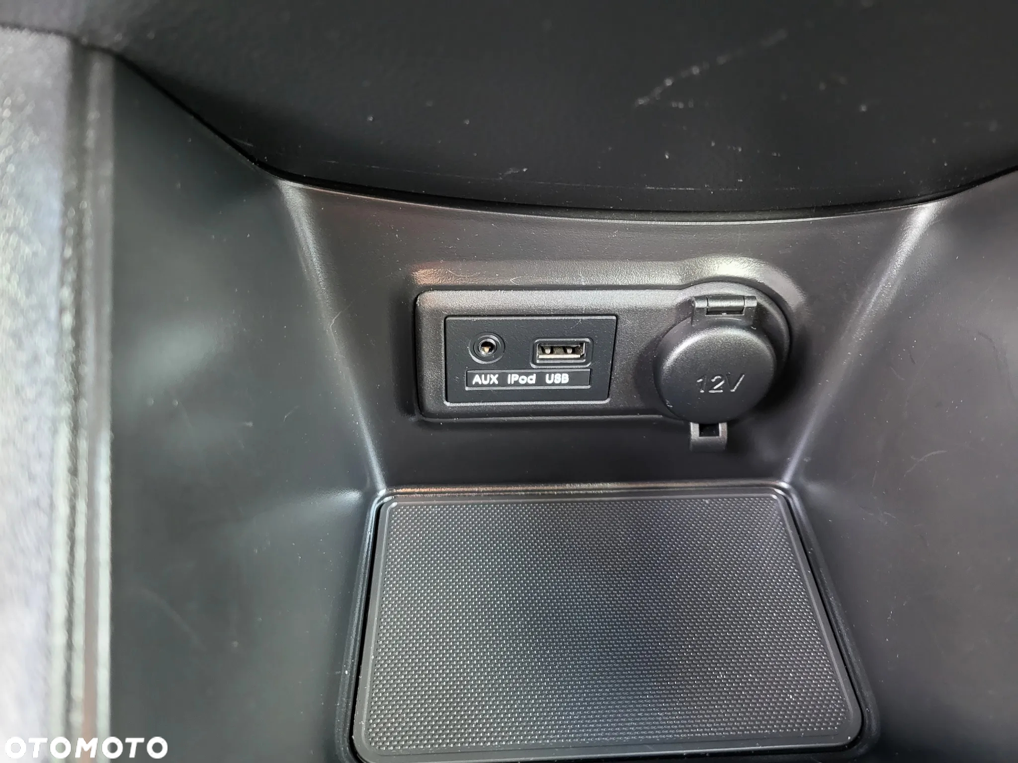 Kia Venga - 15