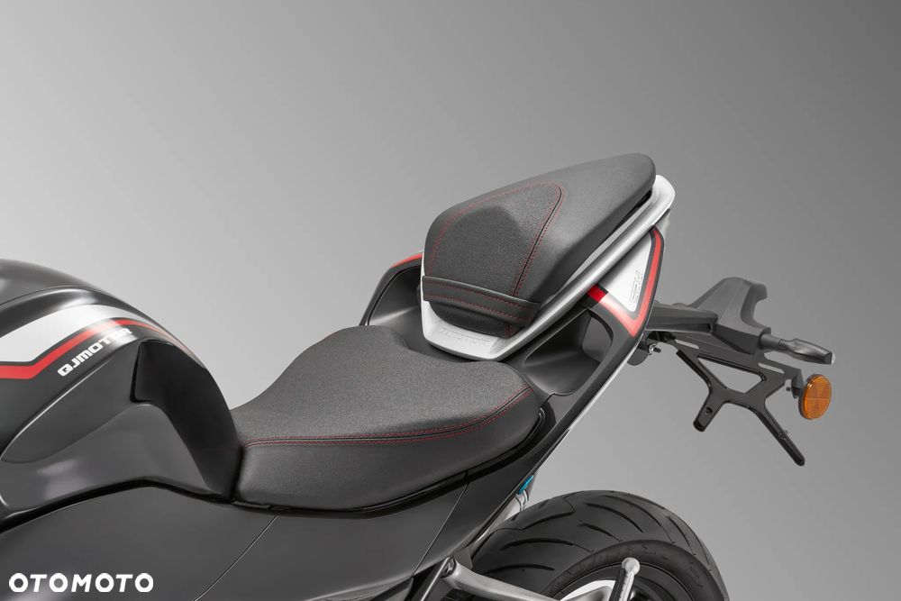 QJMOTOR SRK 125R - 12
