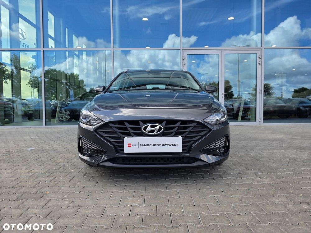 Hyundai i30 1.6 D Classic + - 9