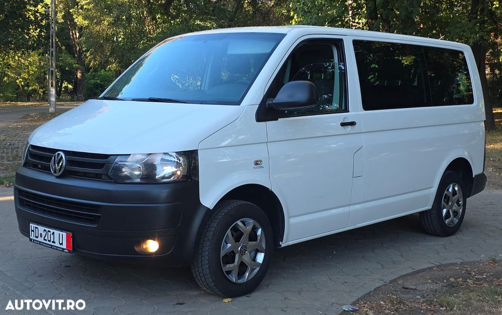 Volkswagen Transporter - 2