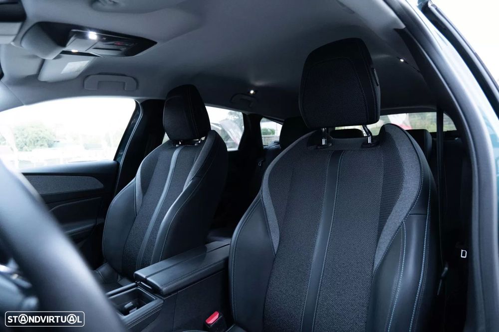 Peugeot 308 SW 1.6 Hybrid Allure Pack e-EAT8 - 14