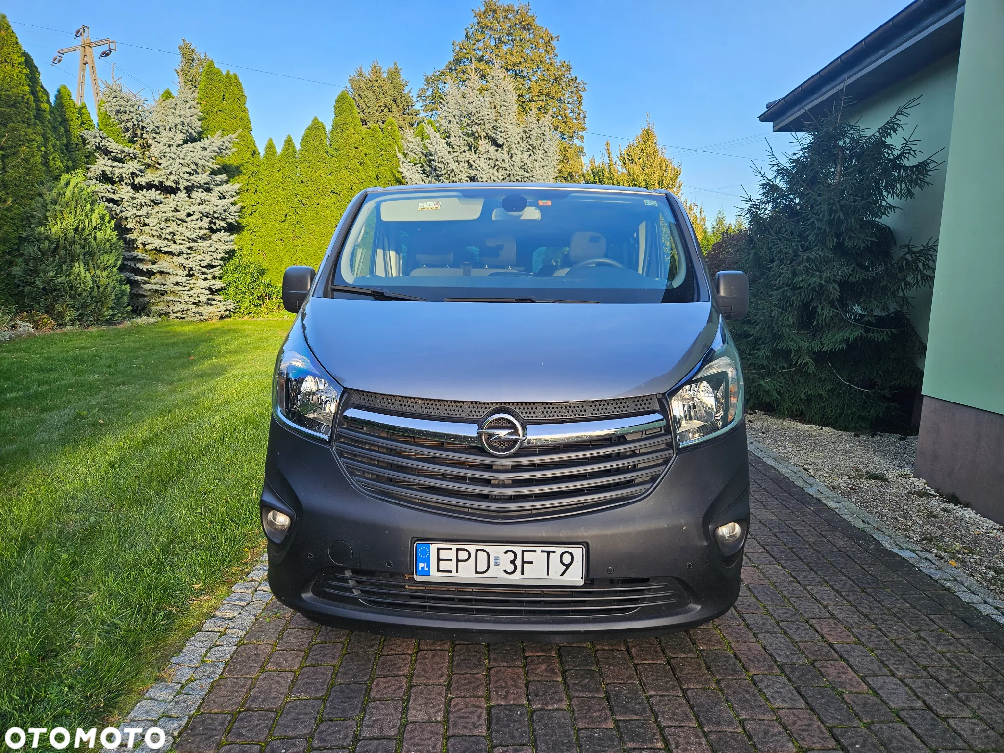 Opel Vivaro - 2