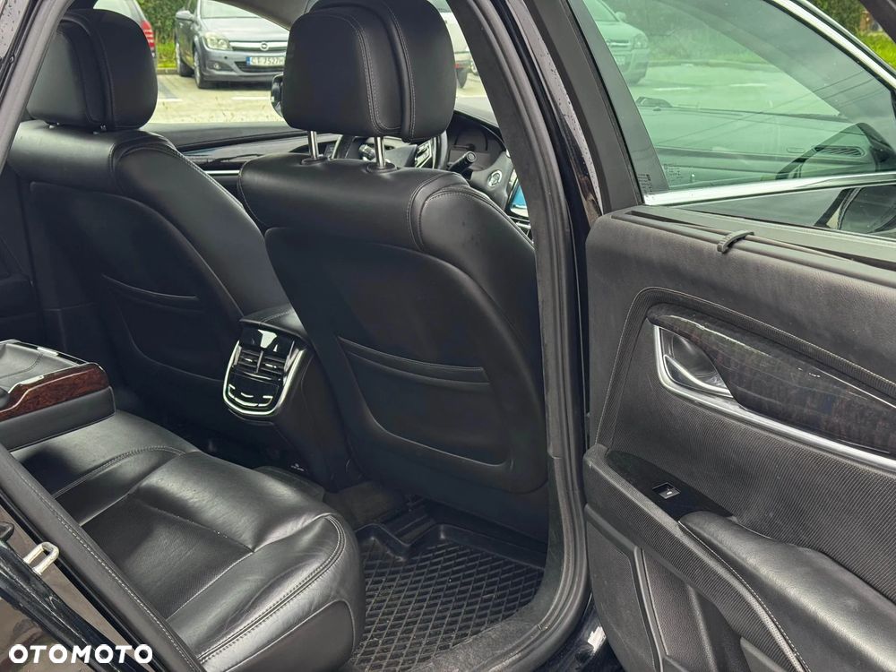 Cadillac XTS - 5