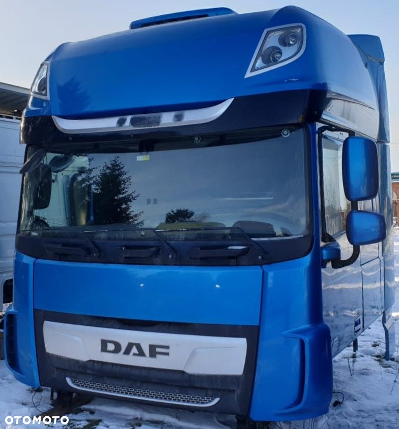 KABINA Z KLIMATYZACJĄ 2018r. DAF XF 106 LIFT SUPER SPACE CAB - 1