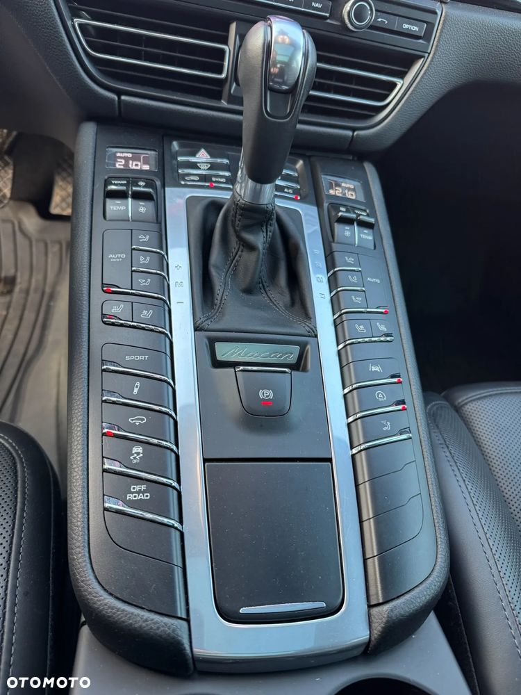 Porsche Macan - 21