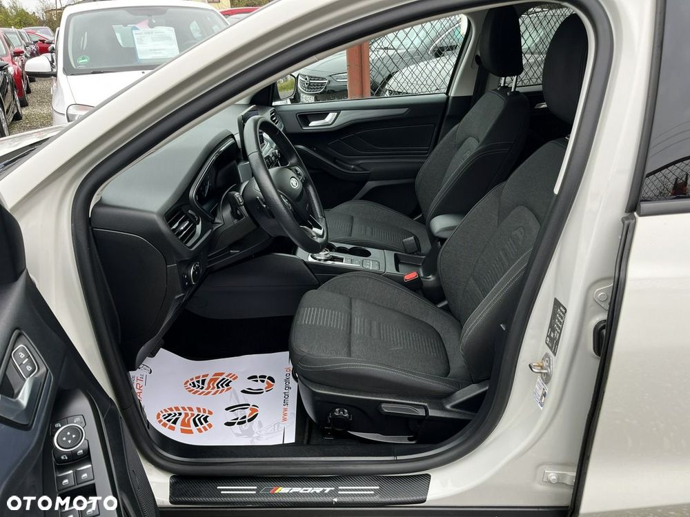 Ford Focus 1.0 EcoBoost Active Business - 31