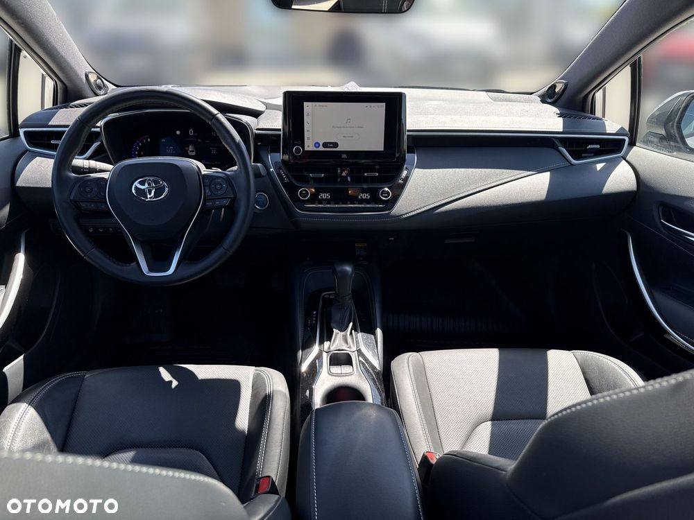 Toyota Corolla - 13