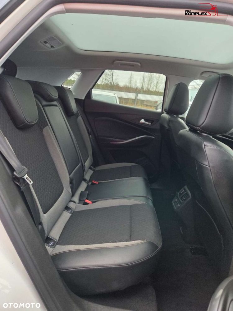 Opel Grandland X - 11