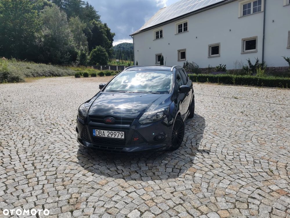 Ford Focus - 33