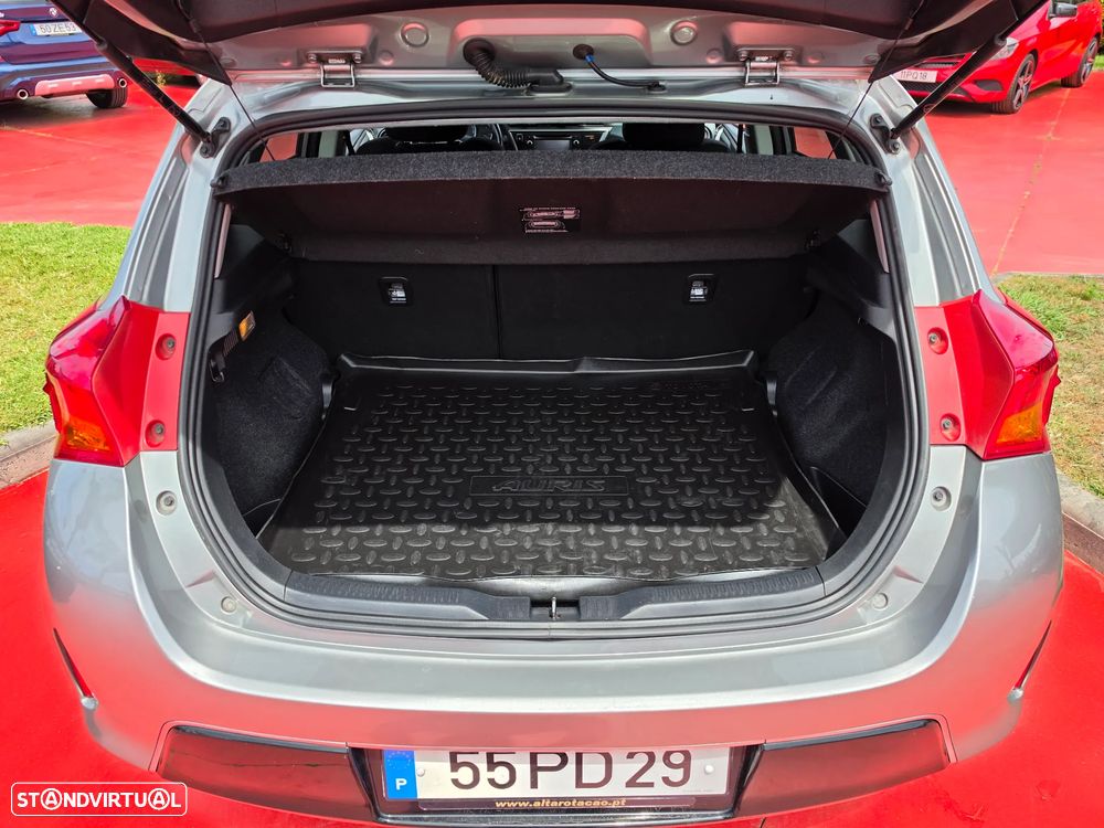 Toyota Auris 1.4 D-4D Comfort - 6