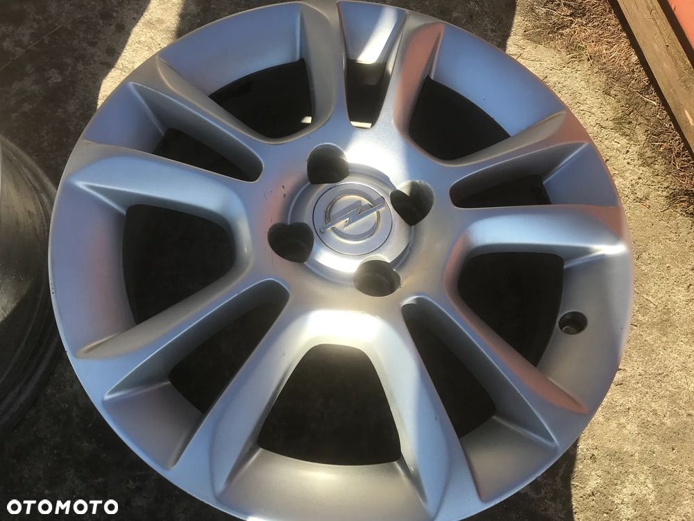 Felgi Opel Corsa D E 6x16 4x100 ET40 - 5