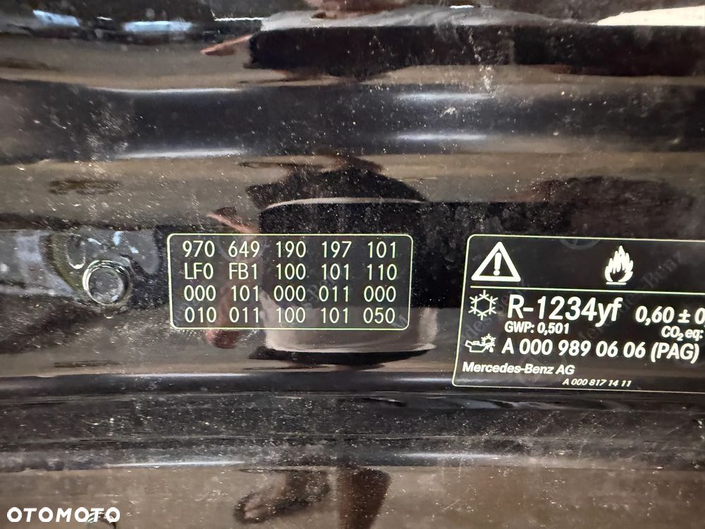 Maska Przód Mercedes-Benz E W214  A214 A2148800100 - 5