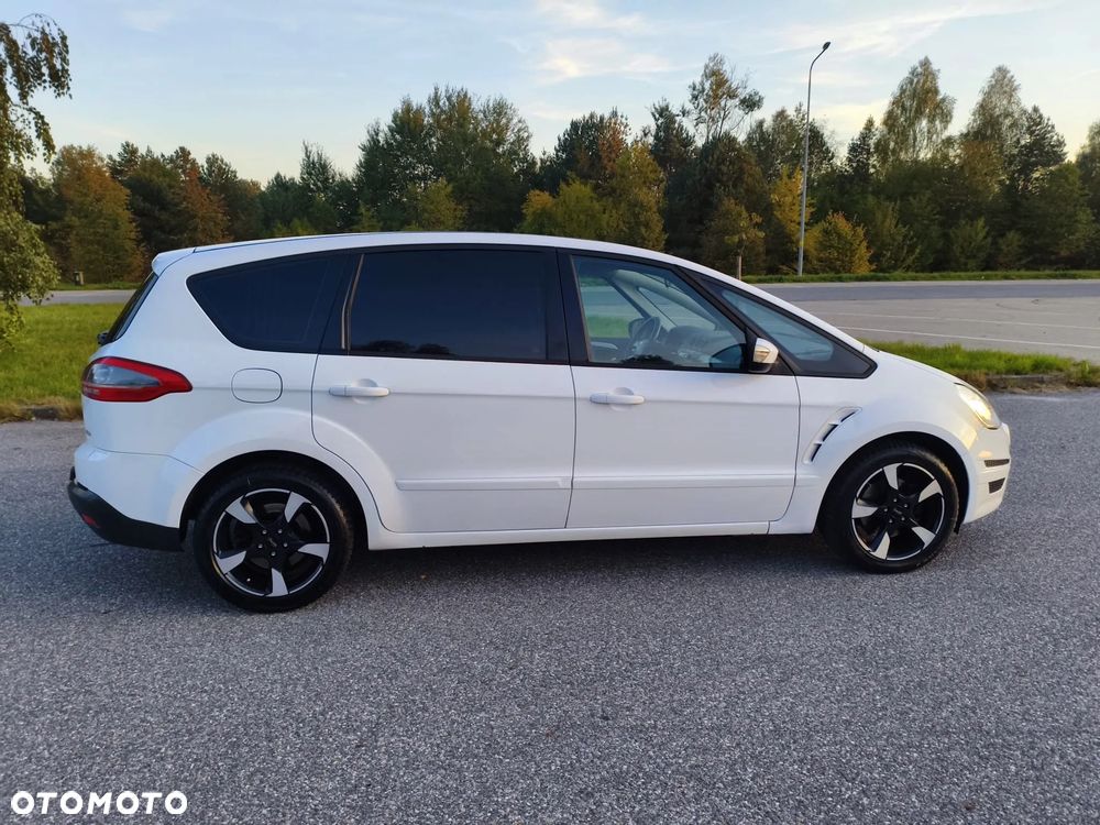 Ford S-Max 2.0 TDCi DPF Titanium - 19