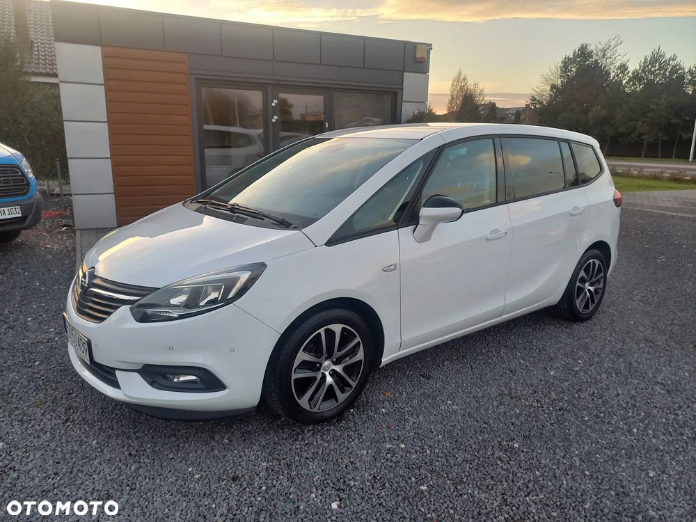 Opel Zafira - 2