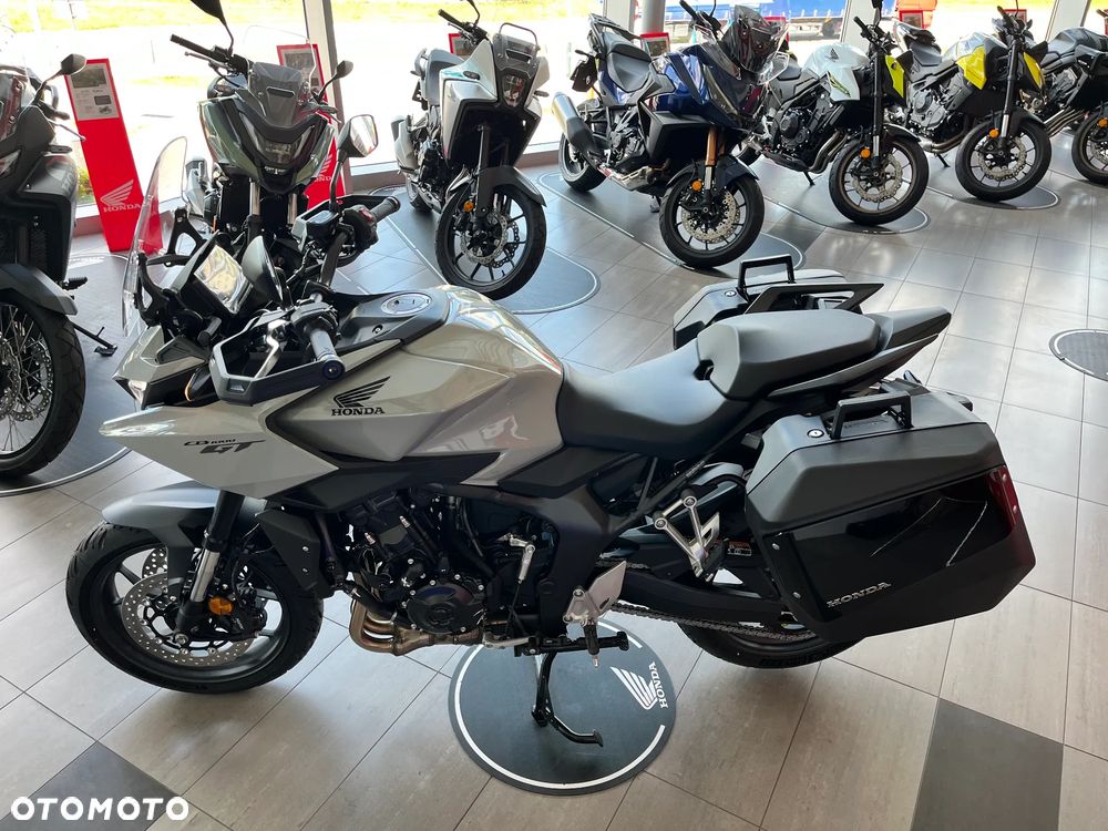 Honda CB - 8