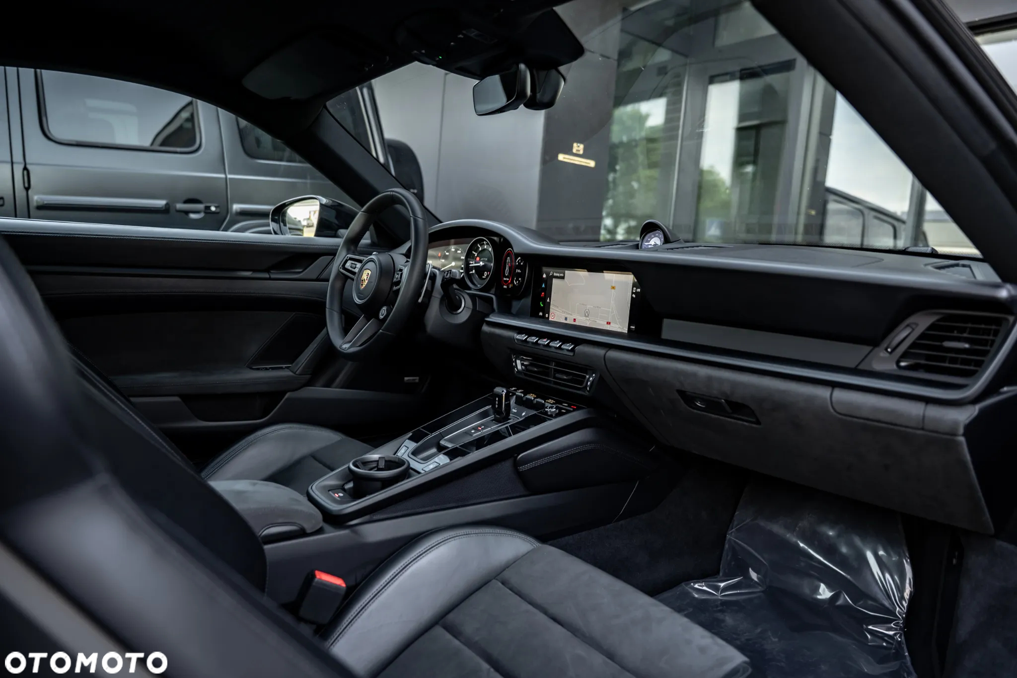 Porsche Carrera GT - 31